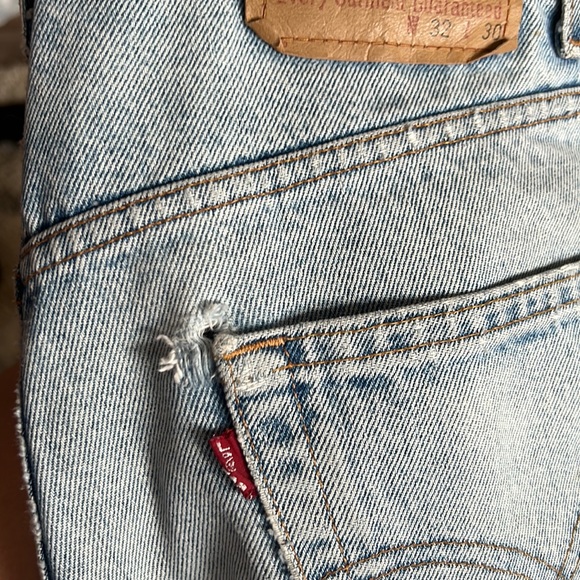Vintage distressed Levi’s - Picture 6 of 6